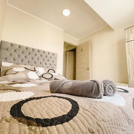 Hermosa habitación privada en edificio de estreno frente al metro Lima Exterior foto