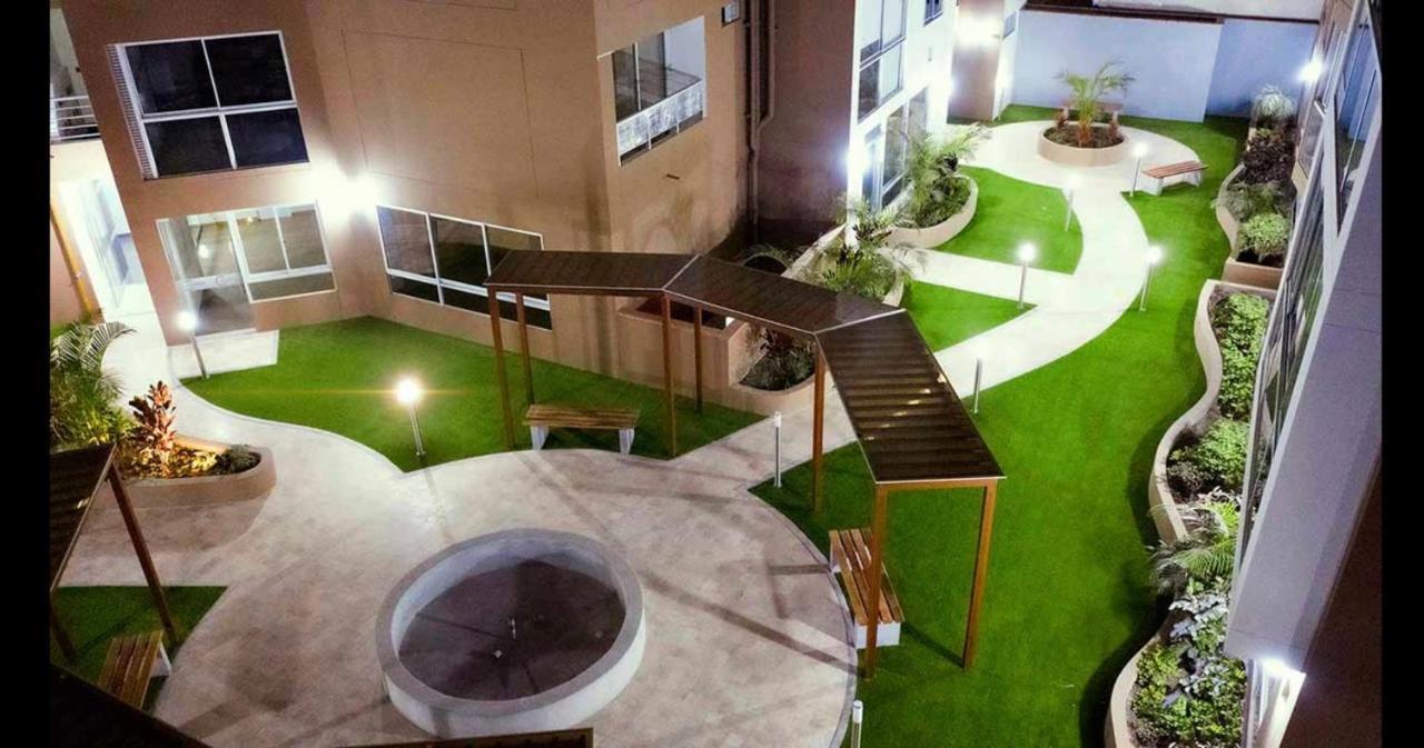 Hermosa Habitación Privada En Edificio De Estreno Frente Al Metro *
